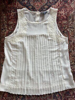 American Eagle Pleated Lace Sleeveless Blouse Ivory M